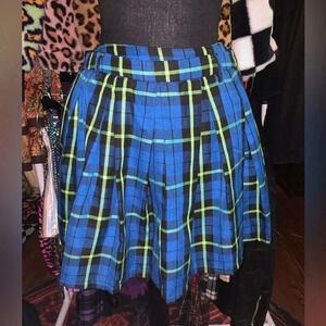 Hot topic plaid skirt